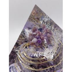 Pyramide orgonite Améthyste